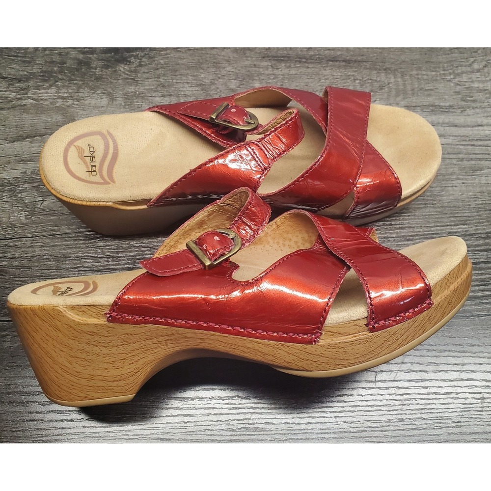 Dansko Sela Sandals Women Size 40 (US 9.5/10)  Red Metallic Strappy Comfort